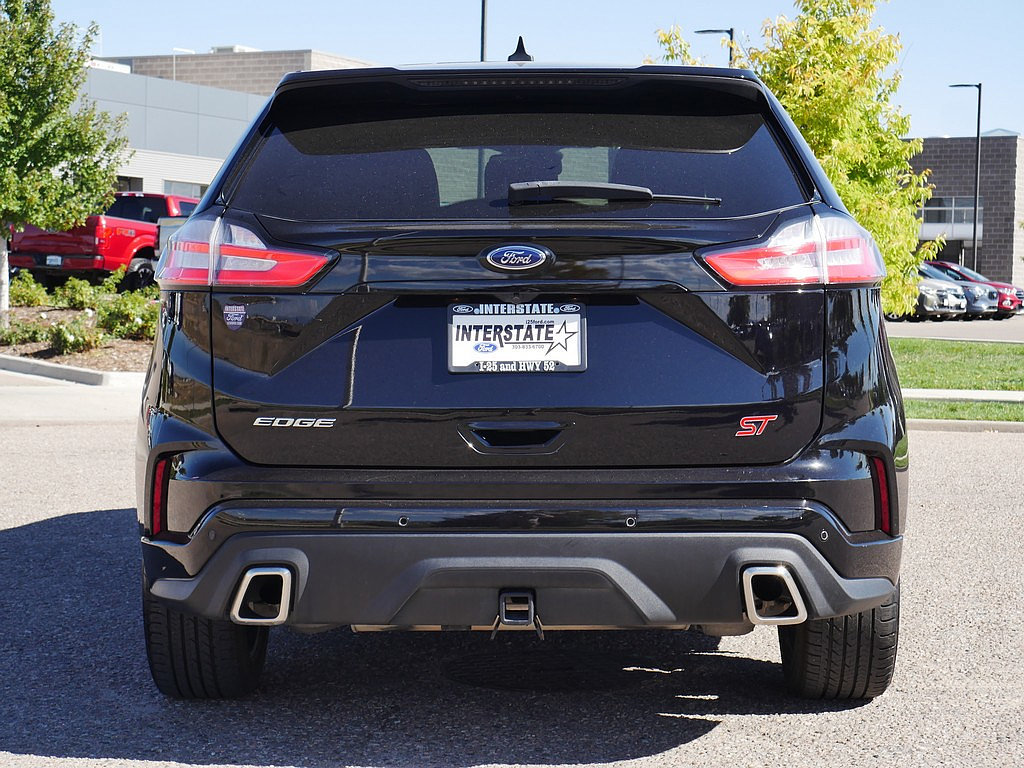 Used 2020 Ford Edge ST w/ Cold Weather Package AWD/4WD image 5
