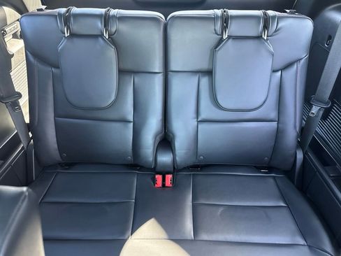 Used 2025 Ford Explorer ST w/ Sun And Sound Package AWD/4WD image 21