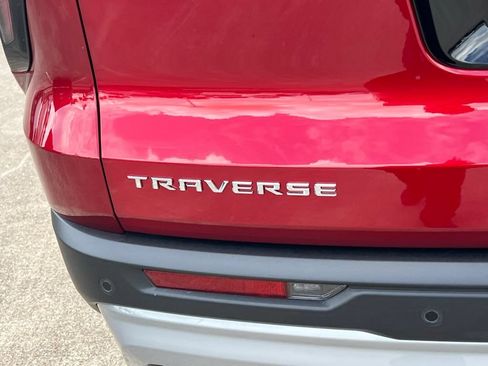 New 2026 Chevrolet Traverse LT w/ Driver Confidence Package FWD image 22