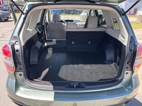Used 2015 Subaru Forester 2.5i Premium AWD/4WD image 10