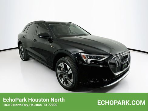 Used 2022 Audi e-tron Premium AWD/4WD image 1