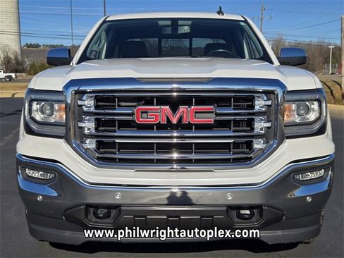 Used 2018 GMC Sierra 1500 SLT w/ SLT Premium Package image 8