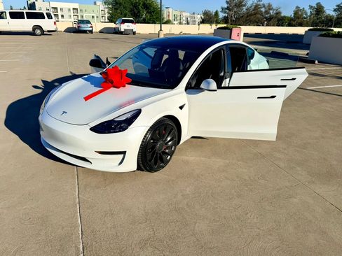 Used 2021 Tesla Model 3 Performance AWD/4WD image 43