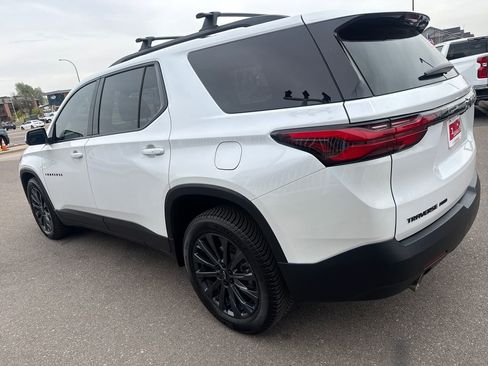 Used 2023 Chevrolet Traverse RS AWD/4WD image 3
