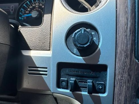 Used 2014 Ford F150 Lariat w/ Equipment Group 502A Luxury AWD/4WD image 43