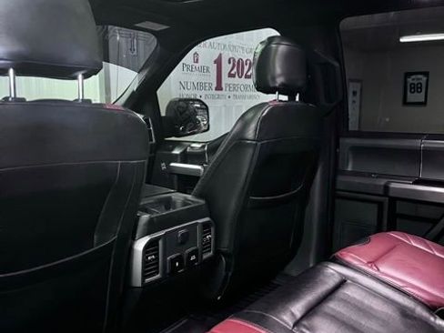 Used 2018 Ford F150 XLT w/ Equipment Group 302A Luxury AWD/4WD image 30