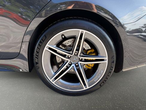 Used 2019 Mercedes-Benz AMG GT 63 image 17