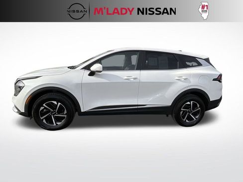 Used 2023 Kia Sportage LX image 7
