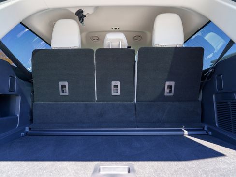 Used 2026 Ford Expedition Platinum image 53