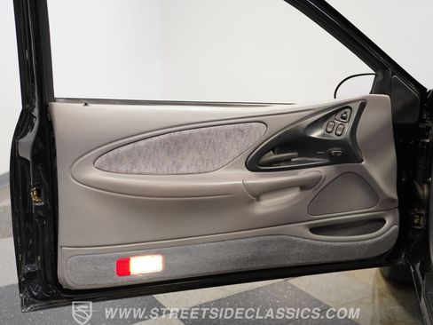 Used 1994 Ford Thunderbird LX RWD image 38