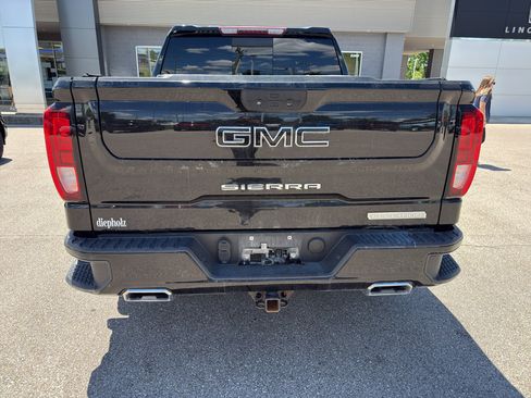Used 2021 GMC Sierra 1500 Elevation w/ Preferred Package AWD/4WD image 3