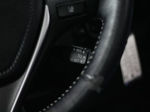 Used 2017 Toyota Corolla iM FWD image 14
