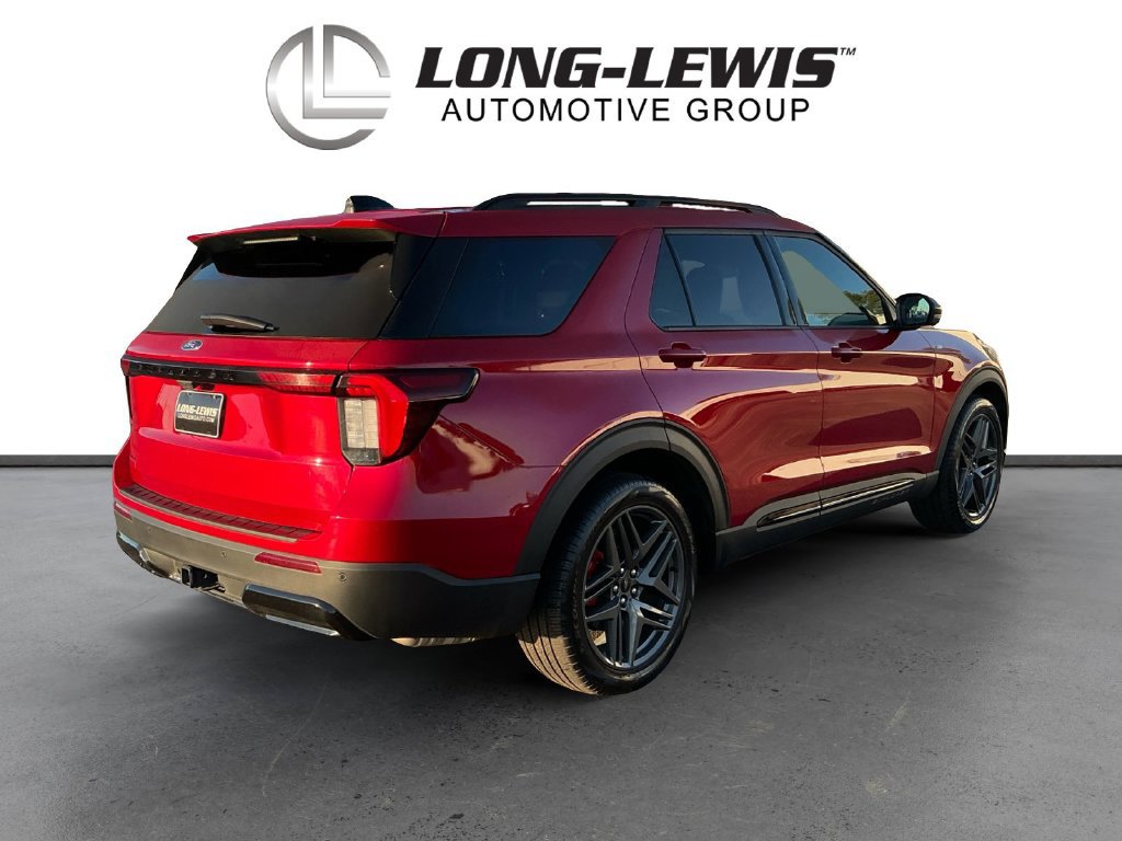 Certified 2025 Ford Explorer ST-Line w/ Premium Package RWD image 7