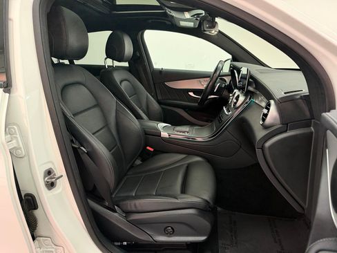 Certified 2022 Mercedes-Benz GLC 300 4MATIC Coupe image 24