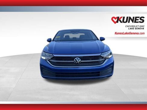 Used 2024 Volkswagen Jetta SE image 13