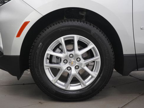 Used 2022 Chevrolet Equinox LT image 31