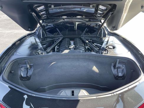 Used 2024 Chevrolet Corvette Z06 RWD image 10