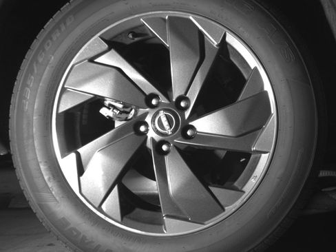 Used 2025 Nissan Rogue SV AWD/4WD image 15