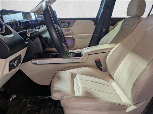 Used 2023 Mercedes-Benz GLB 250 image 19