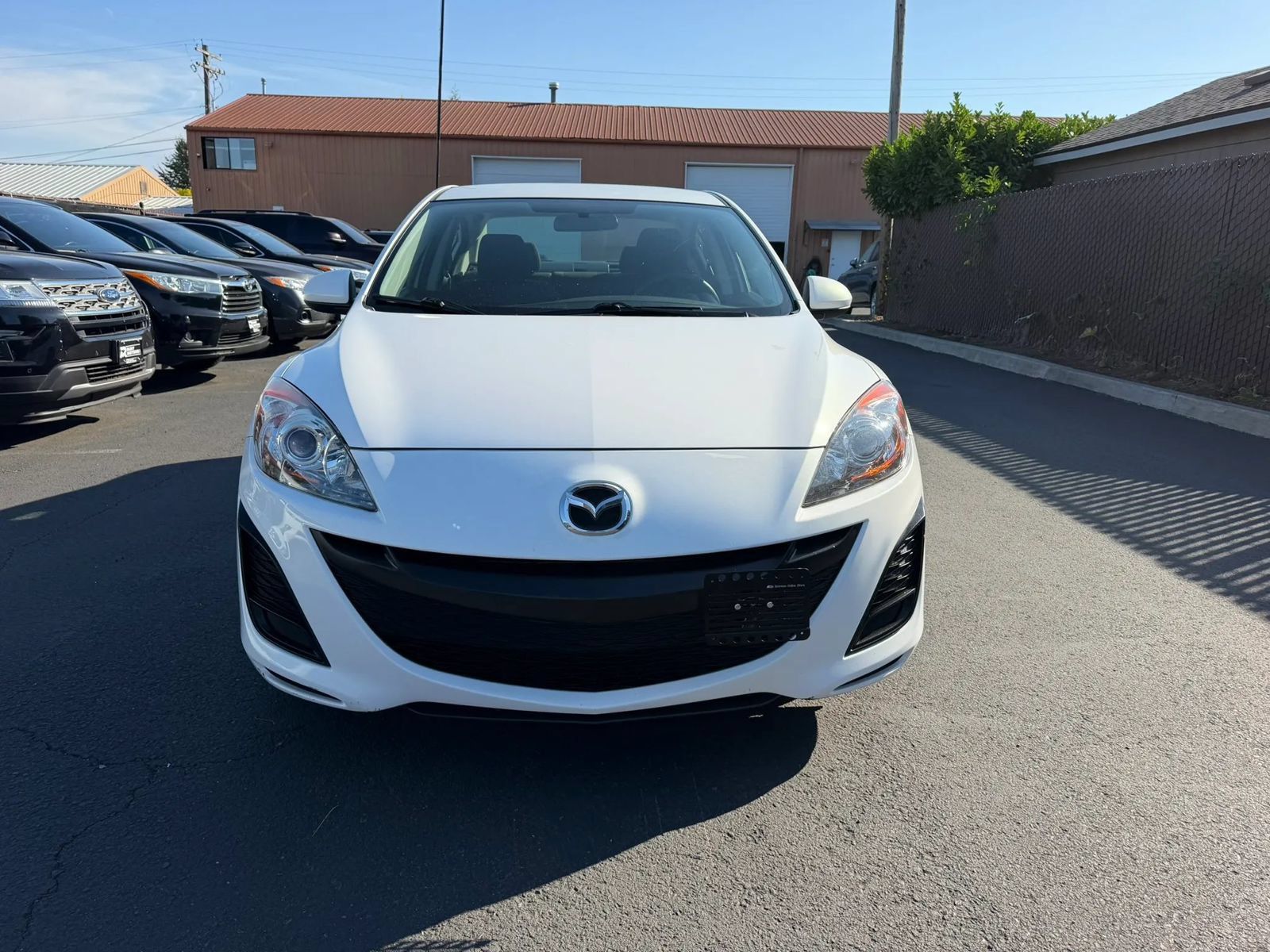 Used 2010 MAZDA MAZDA3 i Sport FWD image 2