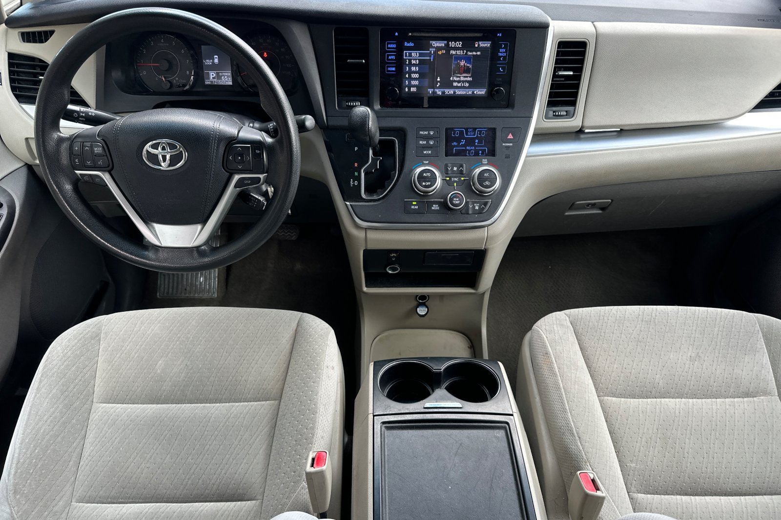 Used 2015 Toyota Sienna LE FWD image 15