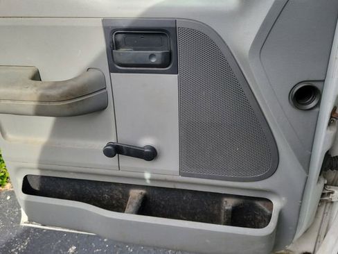 Used 2007 Ford F150 STX RWD image 22