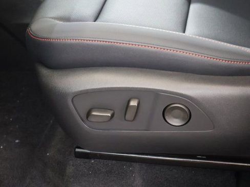 New 2026 Chevrolet Traverse Z71 w/ Driver Confidence Package image 12