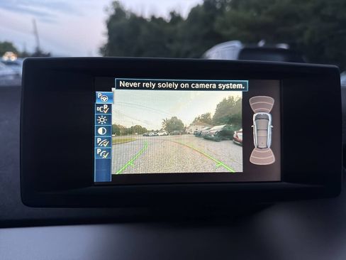 Used 2017 BMW i3 w/ Range Extender RWD image 19