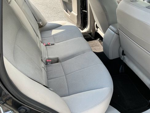 Used 2013 Subaru Forester 2.5X image 24