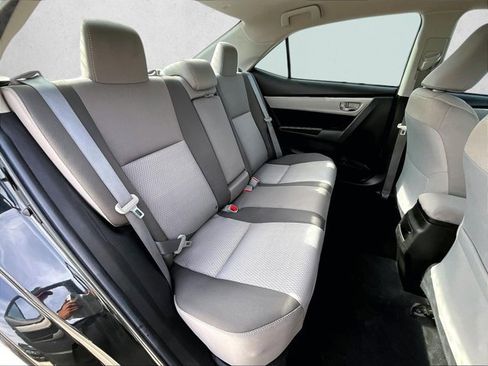 Used 2019 Toyota Corolla LE image 29