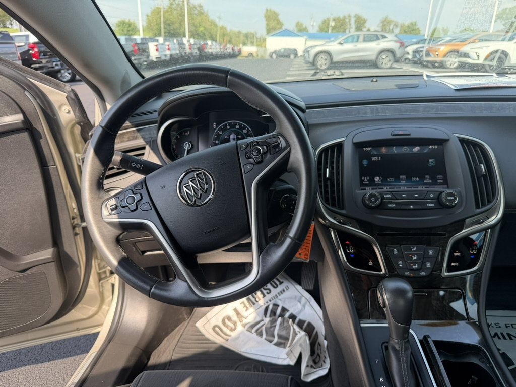 Used 2016 Buick LaCrosse FWD image 19