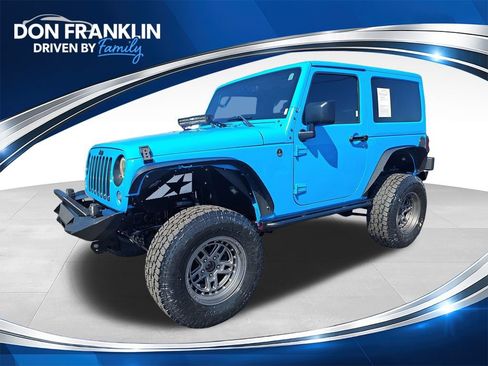 Used 2017 Jeep Wrangler Sahara AWD/4WD image 1