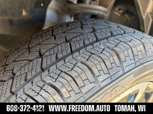 Used 2024 Jeep Compass Limited AWD/4WD image 26