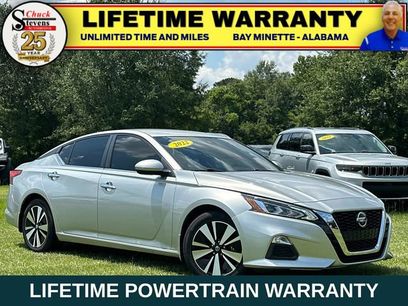 Used 2022 Nissan Altima 2.5 SV
