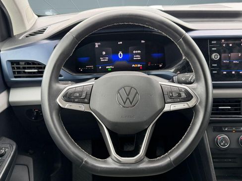 Used 2022 Volkswagen Taos SE w/ IQ.Drive SE Package image 14