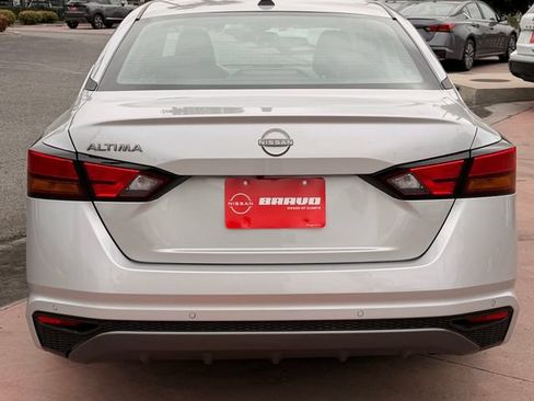New 2026 Nissan Altima 2.5 SV FWD image 5