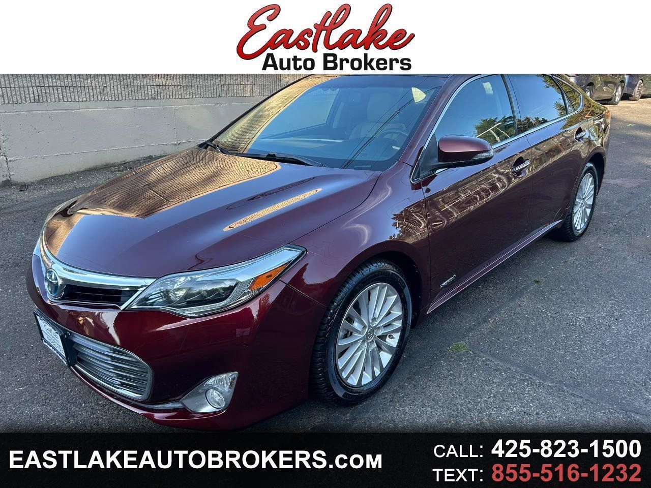 Used 2013 Toyota Avalon Limited FWD image 1