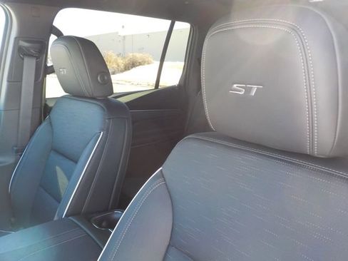 New 2026 Buick Enclave Sport Touring w/ Super Cruise Package image 15