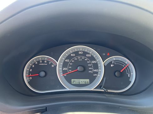 Used 2010 Subaru Impreza 2.5i Premium image 17