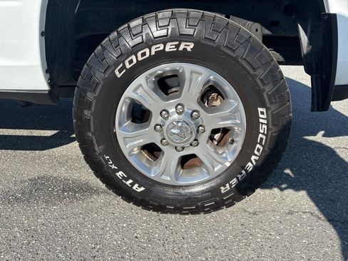 Used 2024 RAM 2500 Big Horn image 31