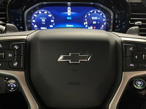 Used 2022 Chevrolet Silverado 1500 LT Trail Boss w/ LT Trail Boss Premium Package AWD/4WD image 15