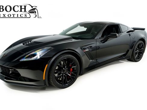 Used 2016 Chevrolet Corvette Z06 w/ 3LZ Preferred Equipment Group RWD image 1