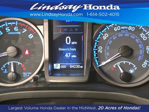 Used 2020 Toyota Tacoma TRD Off-Road w/ Technology Package image 15