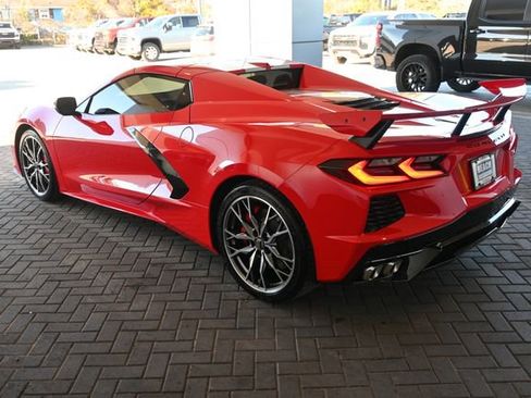 Used 2025 Chevrolet Corvette Stingray Premium Conv w/ Z51 Performance Package image 3