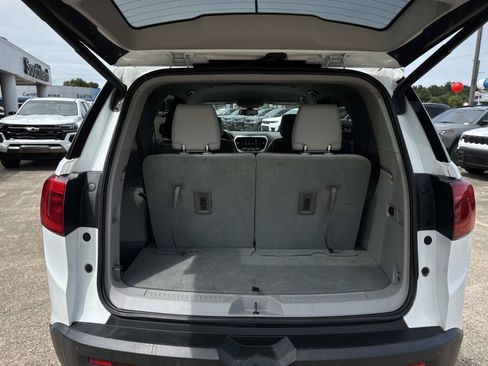 Used 2019 GMC Acadia SLT FWD image 8