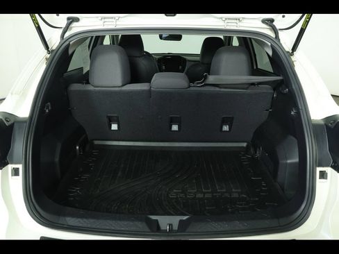 Used 2024 Subaru Crosstrek 2.0i Premium AWD/4WD image 10