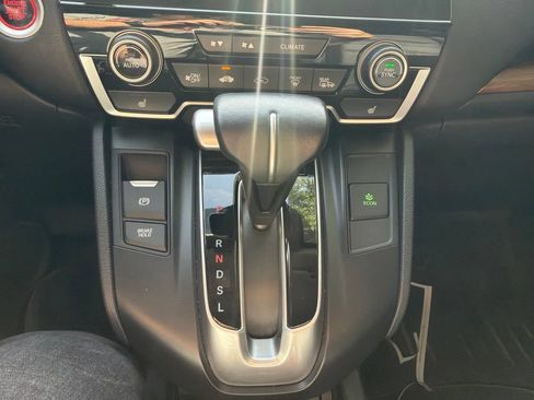 Used 2018 Honda CR-V Touring image 20