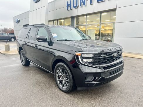New 2025 Ford Expedition Max Platinum w/ Stealth Performance Package image 52