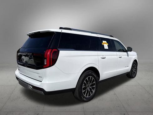 Used 2025 Ford Expedition Max Platinum AWD/4WD image 4