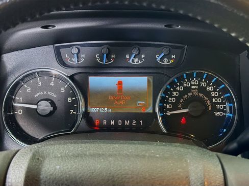 Used 2011 Ford F150 XLT w/ XLT Chrome Pkg AWD/4WD image 16
